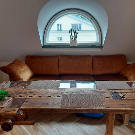 טאלין Modern History Apartment מראה חיצוני תמונה