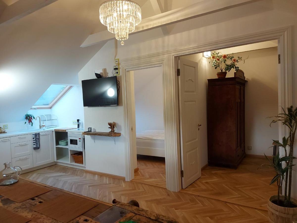 טאלין Modern History Apartment מראה חיצוני תמונה