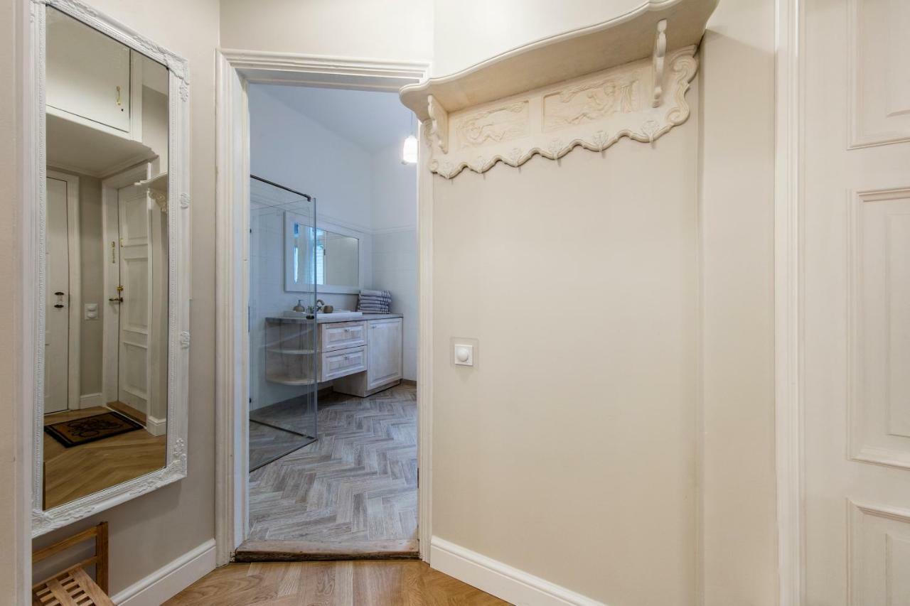טאלין Modern History Apartment מראה חיצוני תמונה