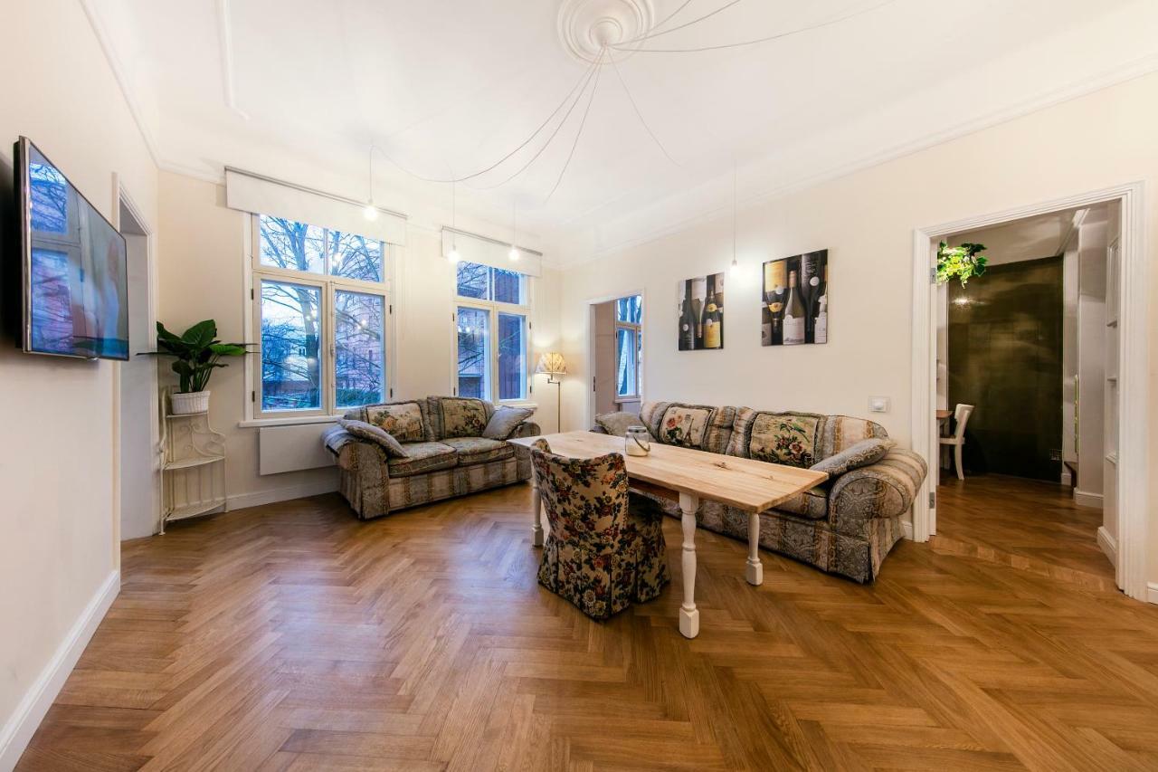 טאלין Modern History Apartment מראה חיצוני תמונה