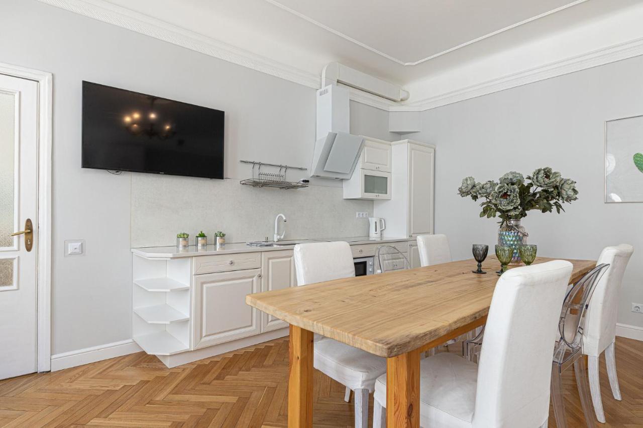 טאלין Modern History Apartment מראה חיצוני תמונה