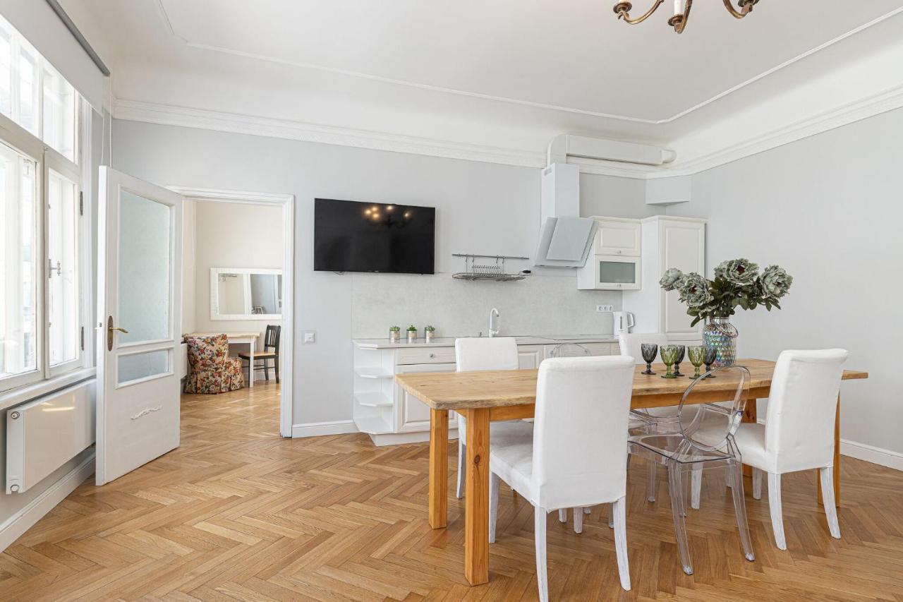 טאלין Modern History Apartment מראה חיצוני תמונה